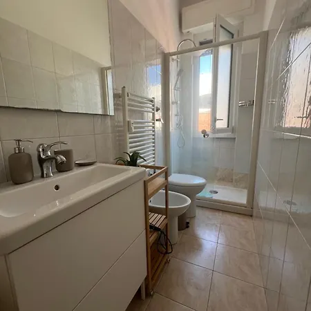 Vibes - A Due Passi Dalla M3 Apartment *